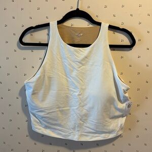 Old Navy white power chill go-dry top with built in bra NWT